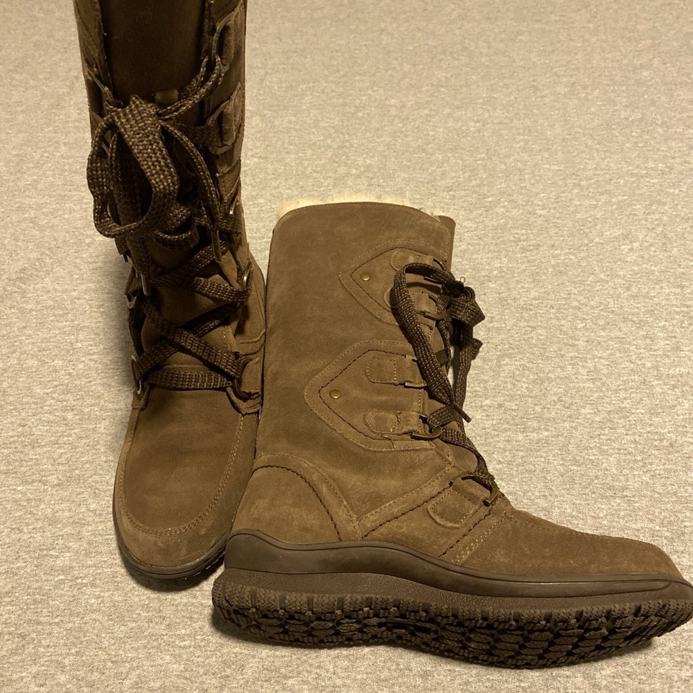 Brown lace up winter boots